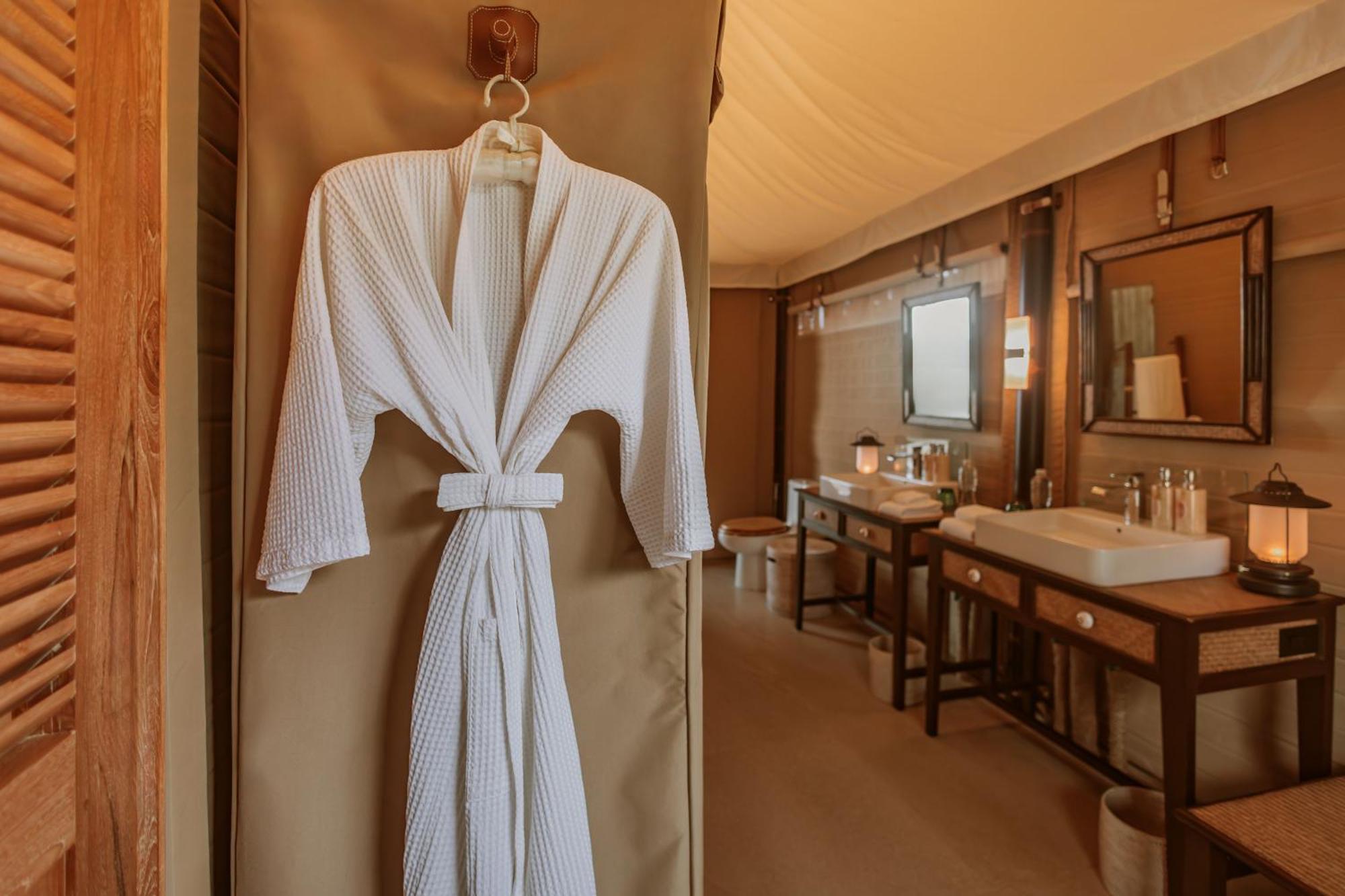 Twinpalms Tented Camp Phuket Бангтао-Біч Екстер'єр фото